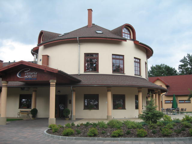 Instalacja wzmacniacza GSM — Hotel Centuria SPA, k. Zawiercia